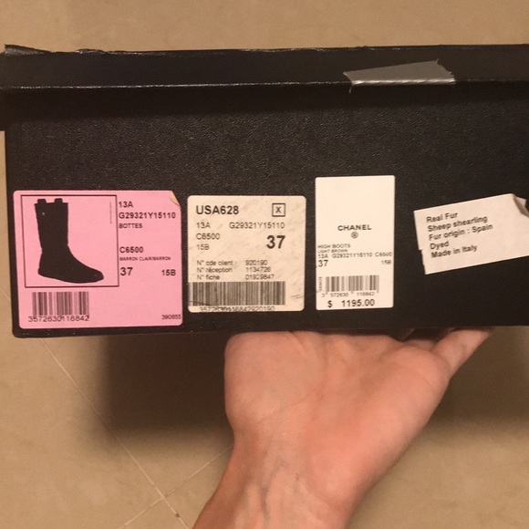 Chanel boots that are limited edition got them a while back and wore them once - Picture 5 of 5